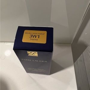 Estée Lauder double wear 3w1